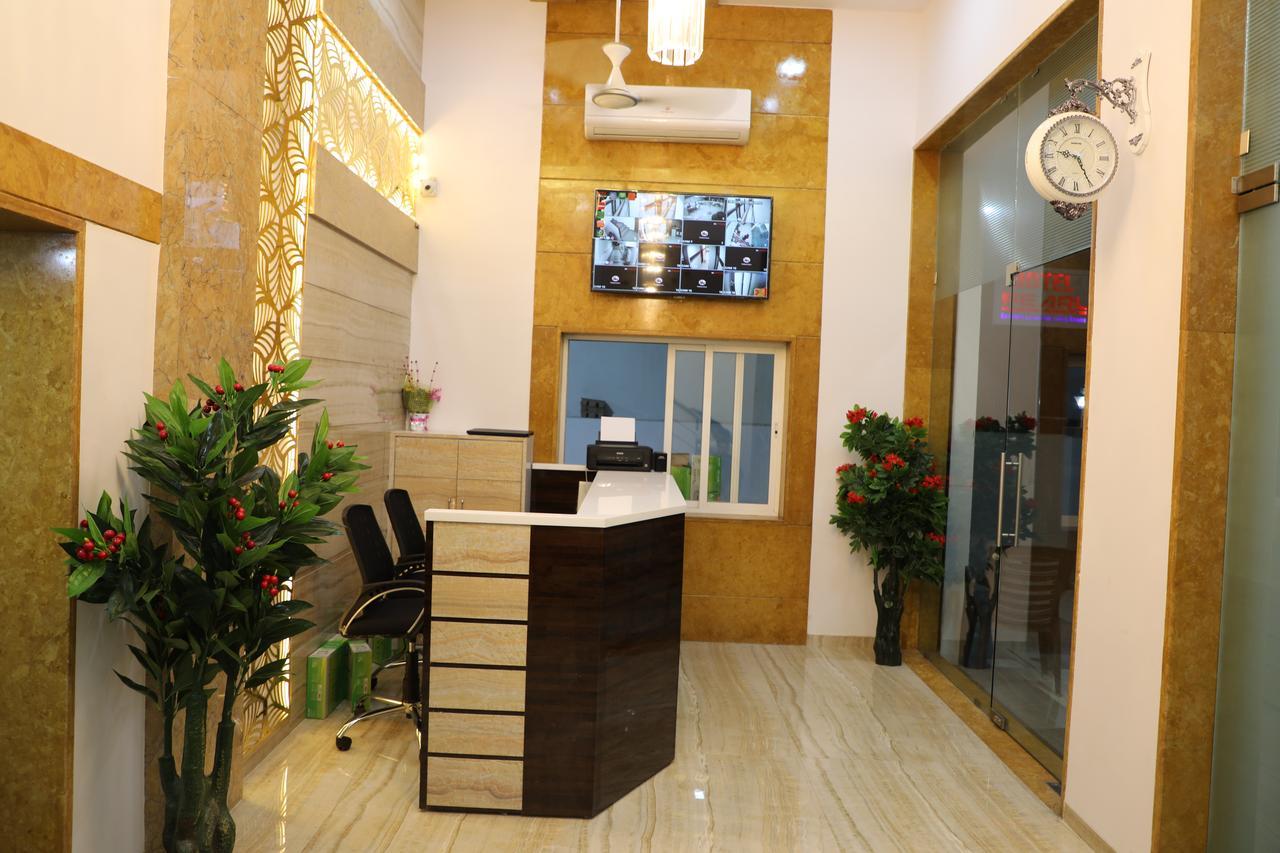 Hotel Pearl Navi Mumbai Zewnętrze zdjęcie