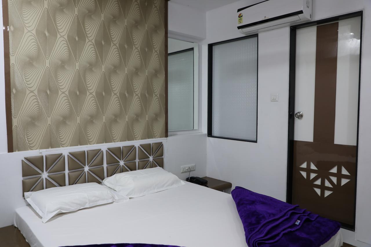 Hotel Pearl Navi Mumbai Zewnętrze zdjęcie