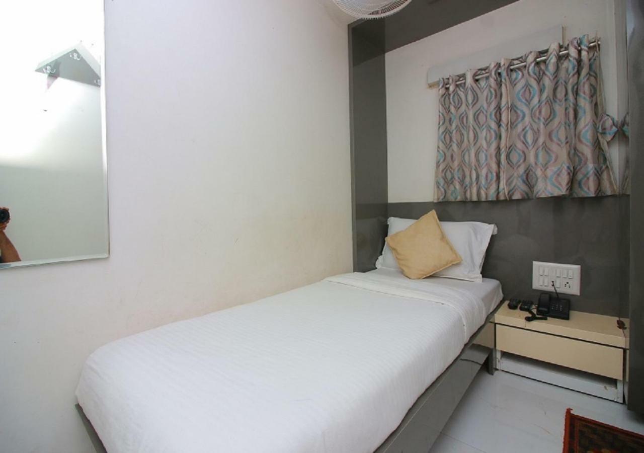 Hotel Pearl Navi Mumbai Zewnętrze zdjęcie